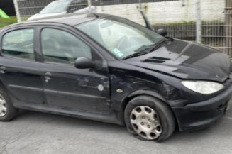 Serrure avant gauche PEUGEOT 206