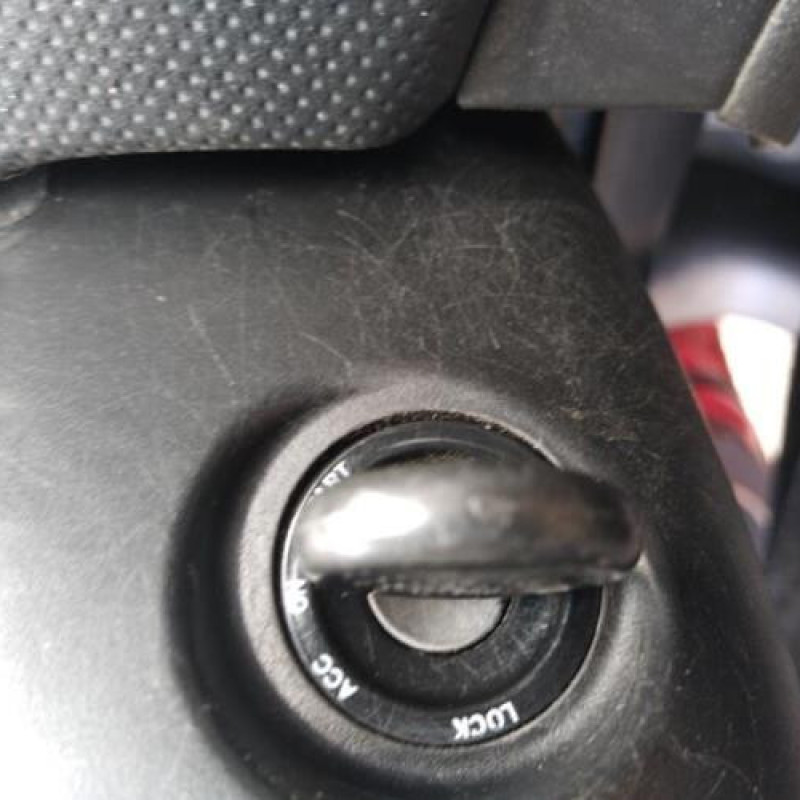 Pretensionneur de ceinture avant droit CHEVROLET AVEO 1 Photo n°12