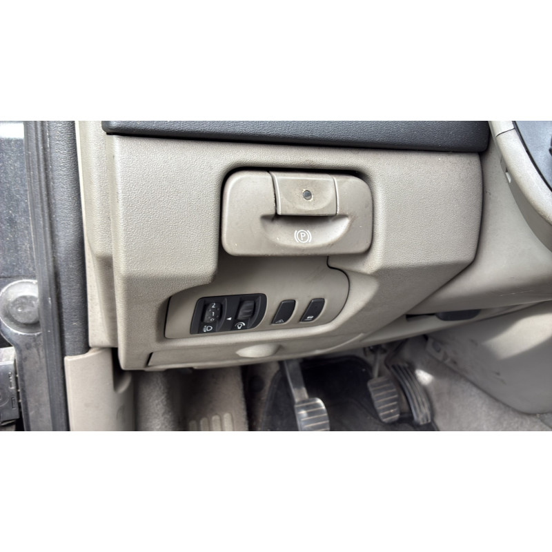 Bouton de warning RENAULT GRAND SCENIC 2 Photo n°16
