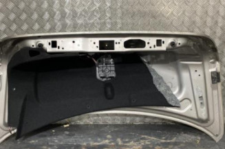 Malle/Hayon arriere MERCEDES CLASSE E 211