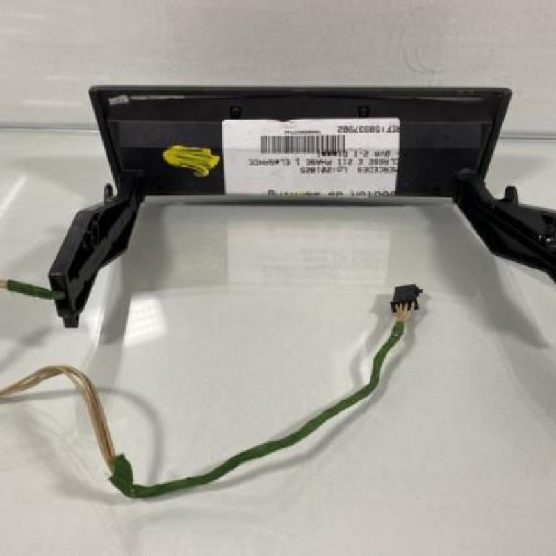 Bouton de warning MERCEDES CLASSE E 211 Photo n°3