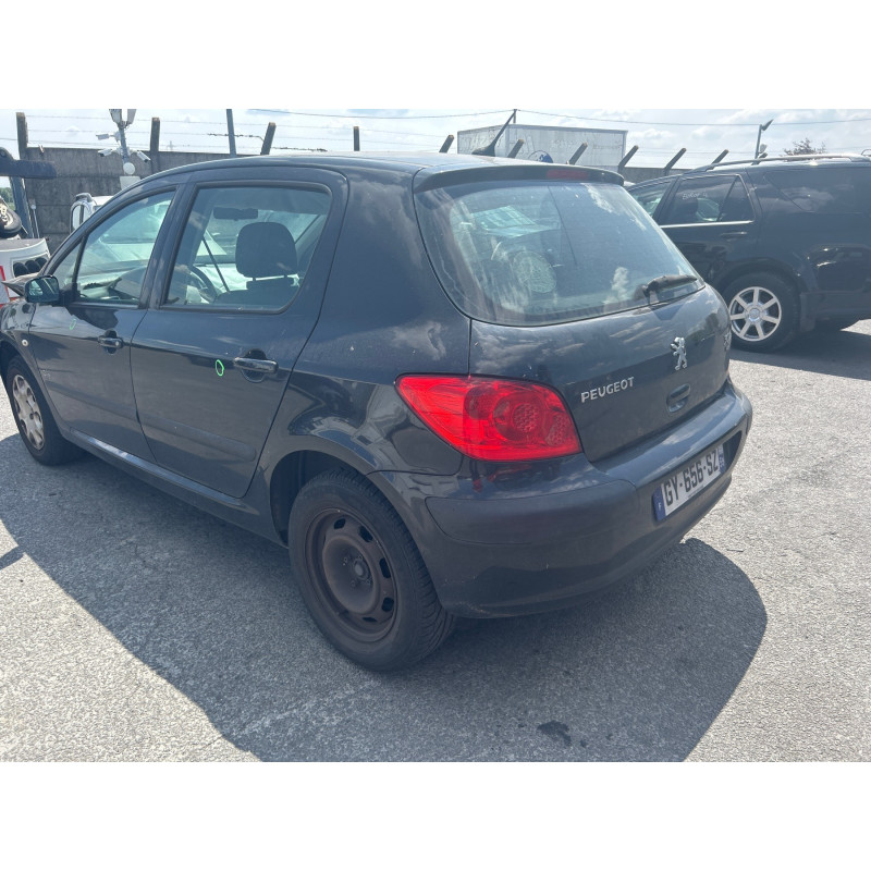 Attache ceinture avant droit PEUGEOT 307 Photo n°5