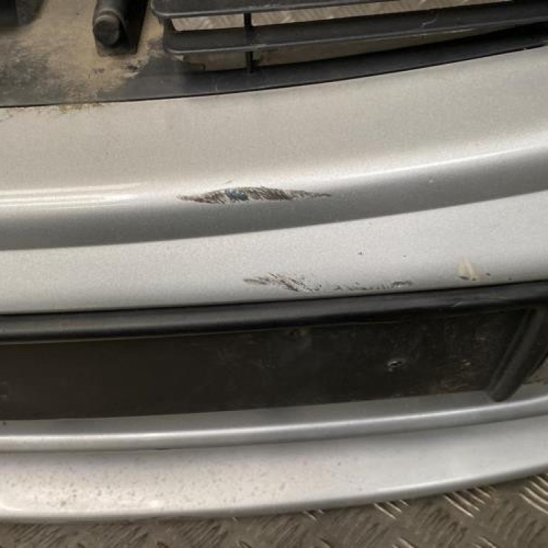 Pare choc avant CITROEN C8 Photo n°2