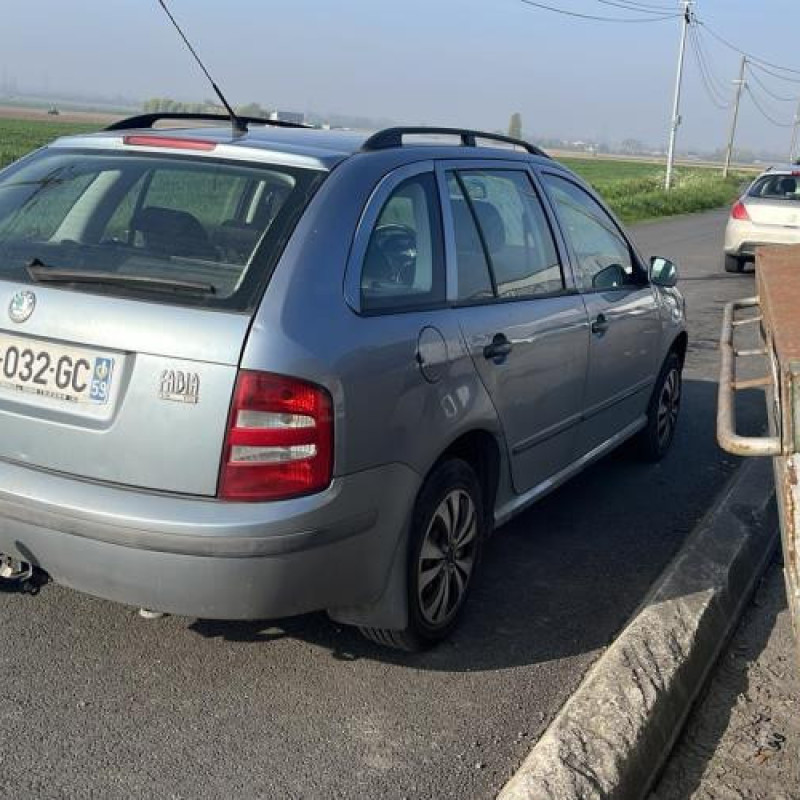 Moteur essuie glace arriere SKODA FABIA 1 Photo n°5