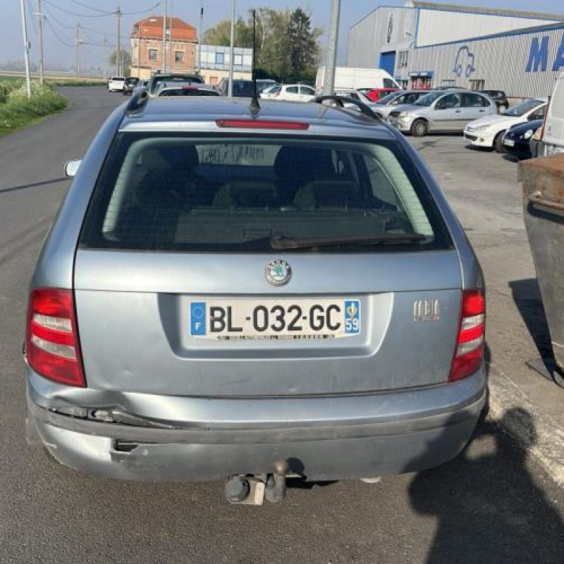 Moteur essuie glace arriere SKODA FABIA 1 Photo n°7