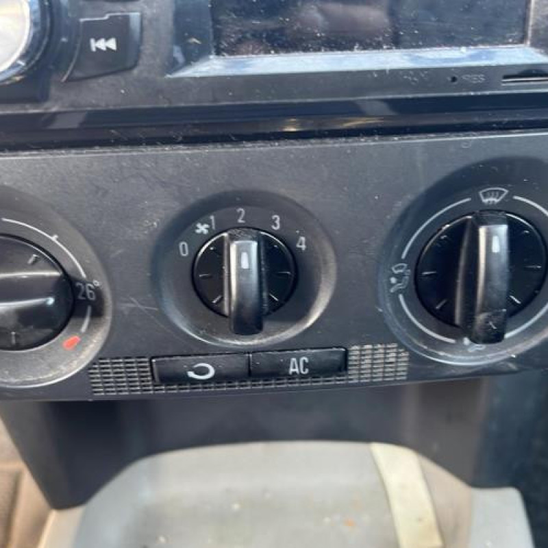 Moteur essuie glace arriere SKODA FABIA 1 Photo n°10