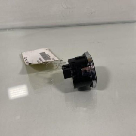 Bouton de warning OPEL CORSA E