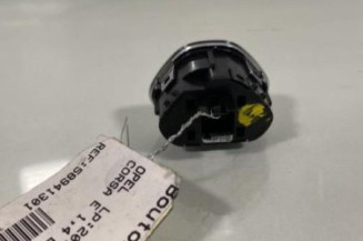Bouton de warning OPEL CORSA E