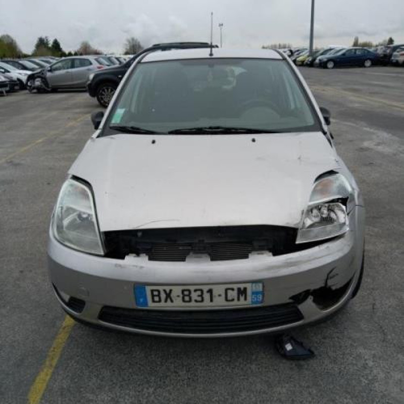 Compresseur clim FORD FIESTA 5 Photo n°3