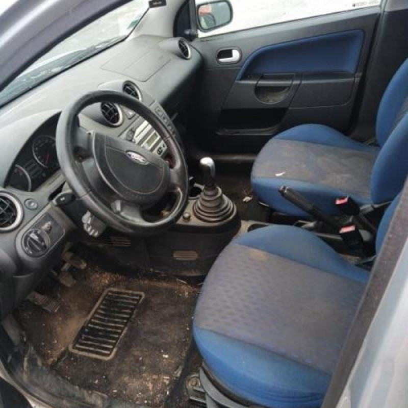 Compresseur clim FORD FIESTA 5 Photo n°7