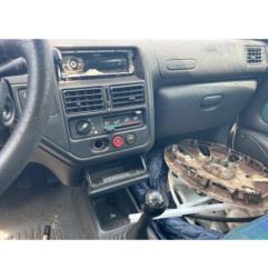 Charniere de capot PEUGEOT 106