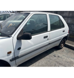 Commodo phare PEUGEOT 106