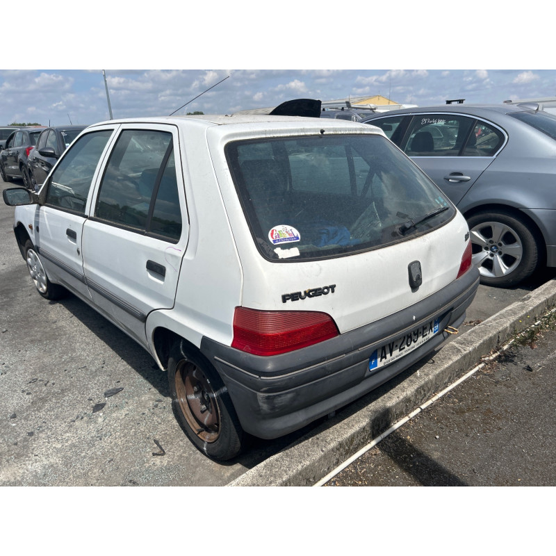 Poignee interieur avant droit PEUGEOT 106 Photo n°14