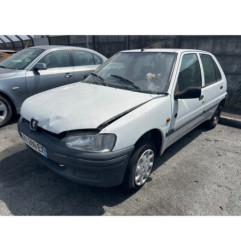 Verin de capot PEUGEOT 106