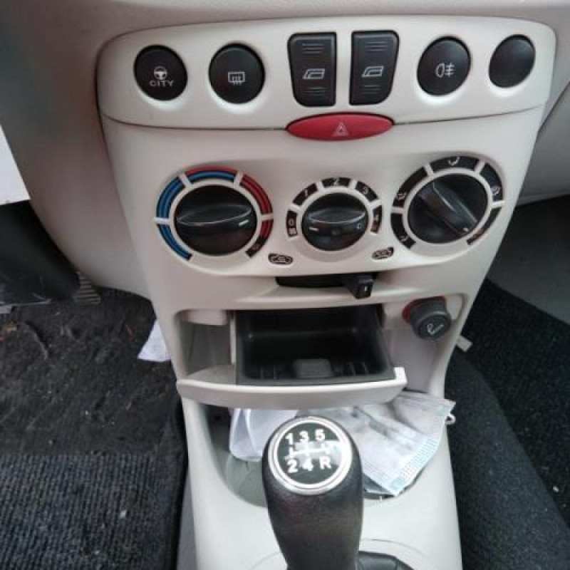 Porte arriere gauche FIAT PUNTO 2 Photo n°14