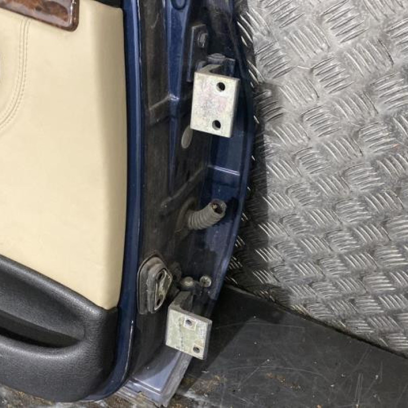 Porte arriere gauche PEUGEOT 406 Photo n°4