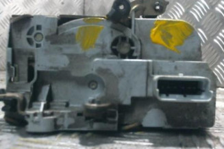 Serrure avant droit PEUGEOT 406