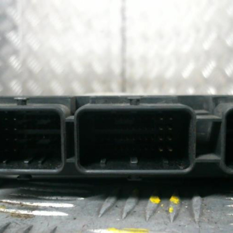 Calculateur RENAULT GRAND SCENIC 2 Photo n°3