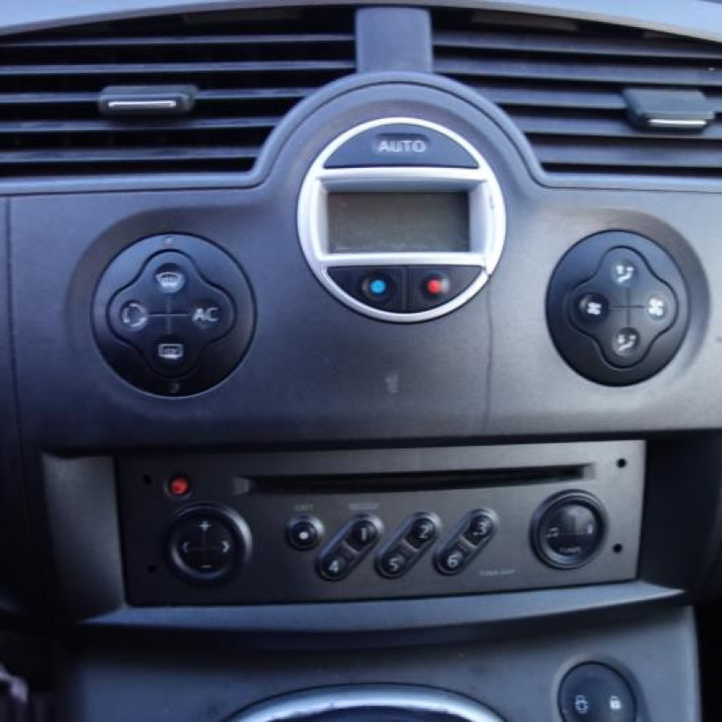 Calculateur RENAULT GRAND SCENIC 2 Photo n°9
