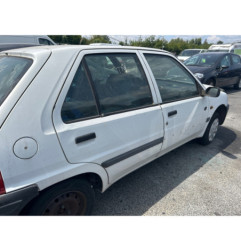 Glace retroviseur droit PEUGEOT 106