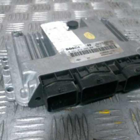 Calculateur RENAULT GRAND SCENIC 2 Photo n°1