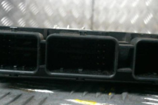 Calculateur moteur RENAULT GRAND SCENIC 2