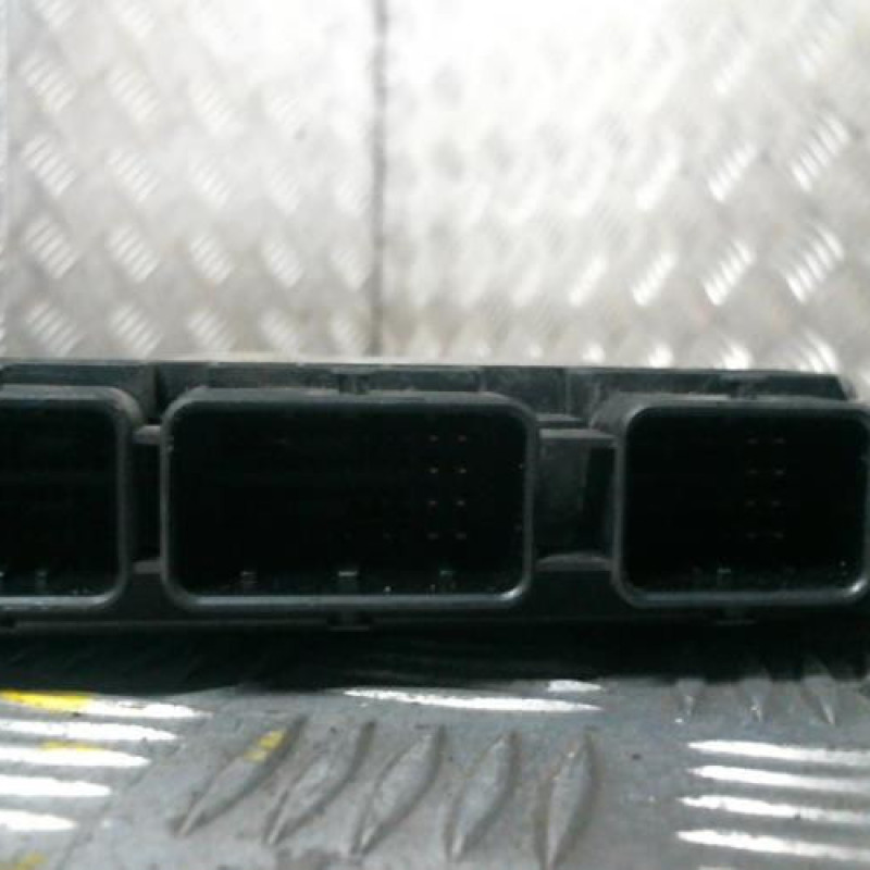 Calculateur RENAULT MEGANE 2 Photo n°3