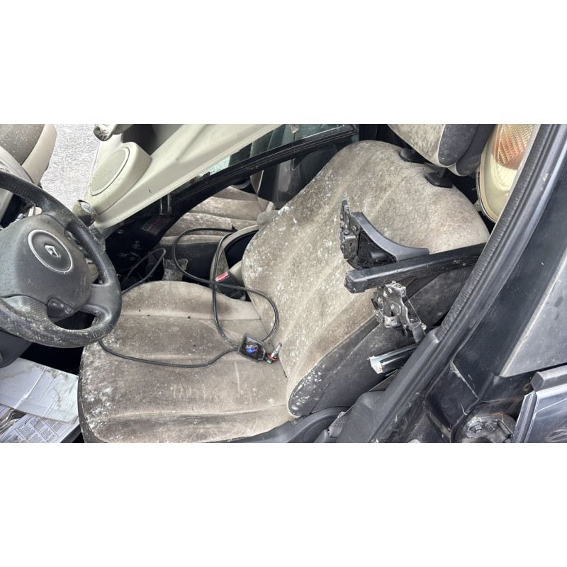 Poignee porte arriere gauche RENAULT SCENIC 2 Photo n°12