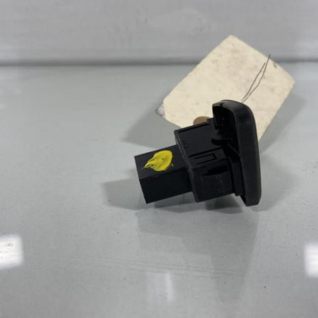 Interrupteur de leve vitre avant droit FIAT 500 2