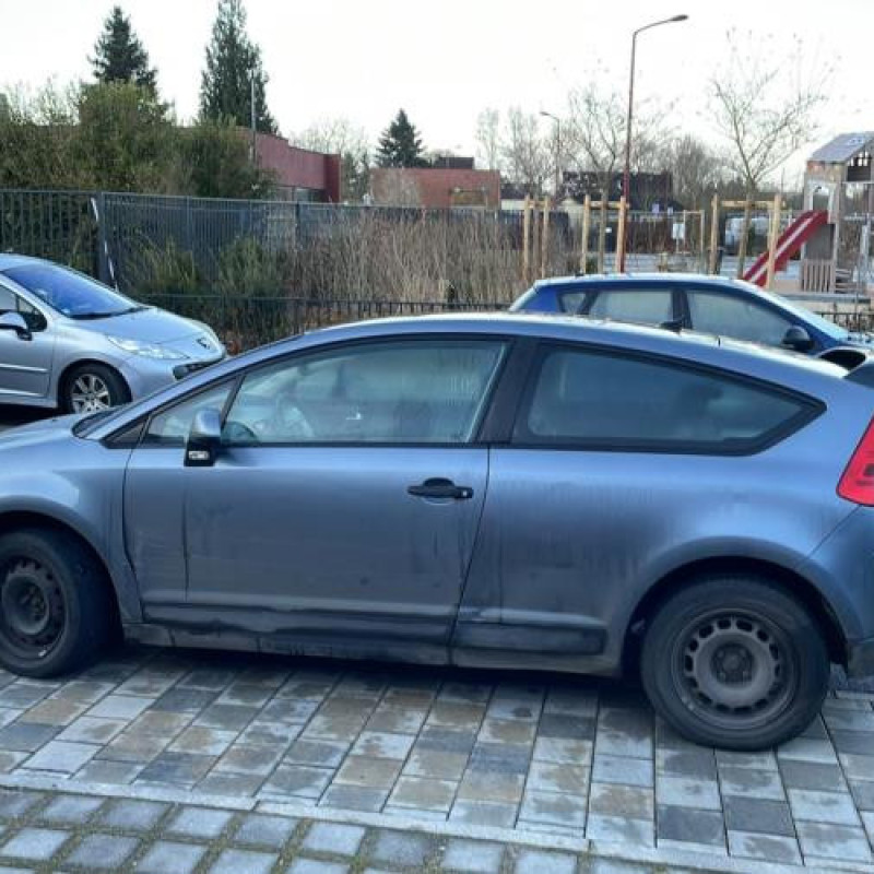Feu arriere principal droit (feux) CITROEN C4 1 Photo n°10