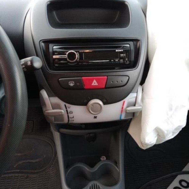 Capot CITROEN C1 1 Photo n°13