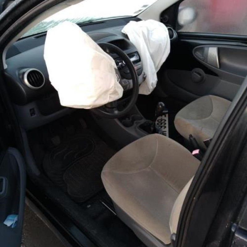 Capot CITROEN C1 1 Photo n°16