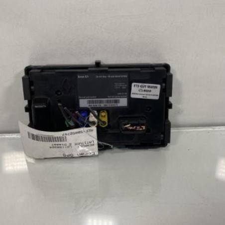 Ecran GPS RENAULT LATITUDE