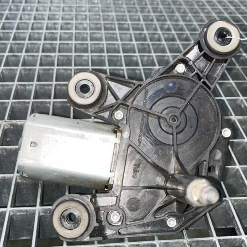 Moteur essuie glace arriere FIAT GRANDE PUNTO Photo n°3