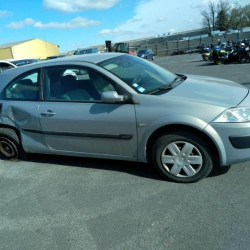Vitre avant droit RENAULT MEGANE 2 Photo n°3