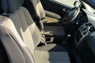 Vitre avant droit RENAULT MEGANE 2