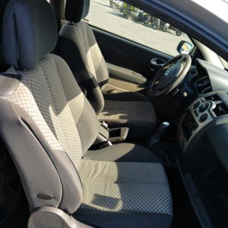 Vitre avant droit RENAULT MEGANE 2 Photo n°6