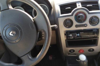 Vitre avant droit RENAULT MEGANE 2