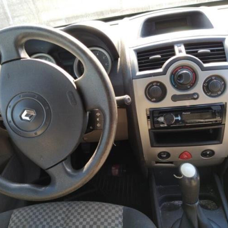 Vitre avant droit RENAULT MEGANE 2 Photo n°7