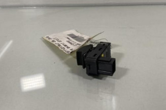 Interrupteur de leve vitre avant droit PEUGEOT 5008 1