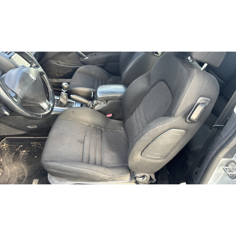 Custode arriere droit PEUGEOT 407 Photo n°13