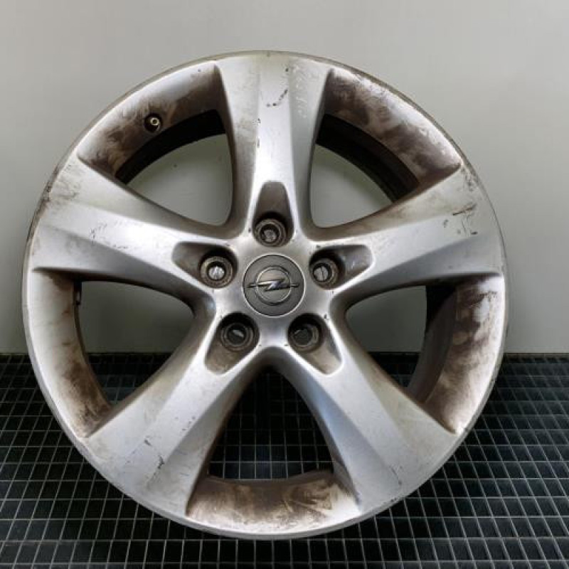 Jante OPEL ASTRA J Photo n°1