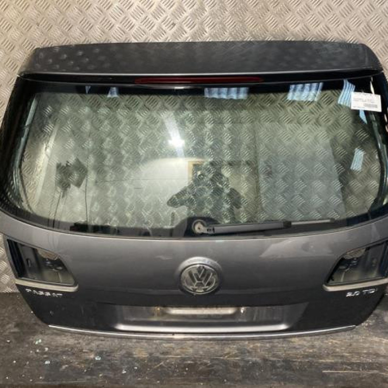 Malle/Hayon arriere VOLKSWAGEN PASSAT 5 Photo n°1
