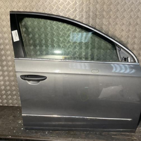 Porte avant droit VOLKSWAGEN PASSAT 5 Photo n°1