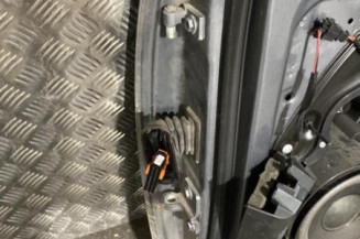 Porte avant droit VOLKSWAGEN PASSAT 5