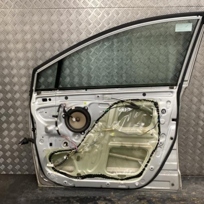 Porte avant droit TOYOTA COROLLA VERSO 2 Photo n°6