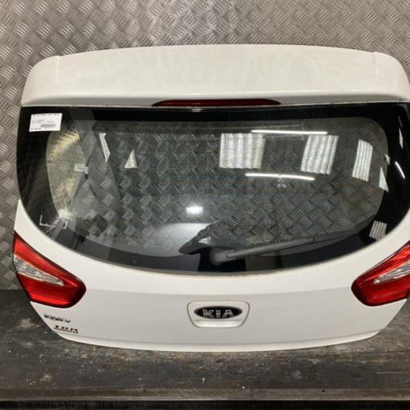 Malle/Hayon arriere KIA RIO 3 Photo n°1