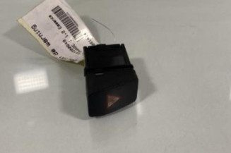 Bouton de warning KIA RIO 3 Photo n°1