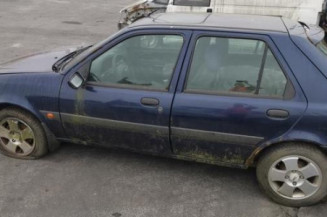 Leve vitre electrique avant gauche FORD FIESTA 4