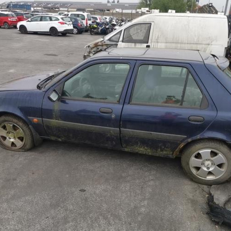Leve vitre electrique avant gauche FORD FIESTA 4 Photo n°7